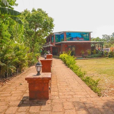 Hotel On The Rocks Mahābaleshwar Exterior foto